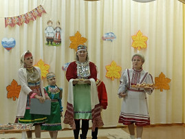 МАРИЙСКИЙ АНСАМБЛЬ В ГОСТЯХ У ДЕТЕЙ МАРИЙСКИЙ АНСАМБЛЬ В ГОСТЯХ У ДЕТЕЙ.